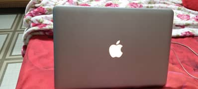 Apple MacBook Pro (13-inch, Mid 2009) 0