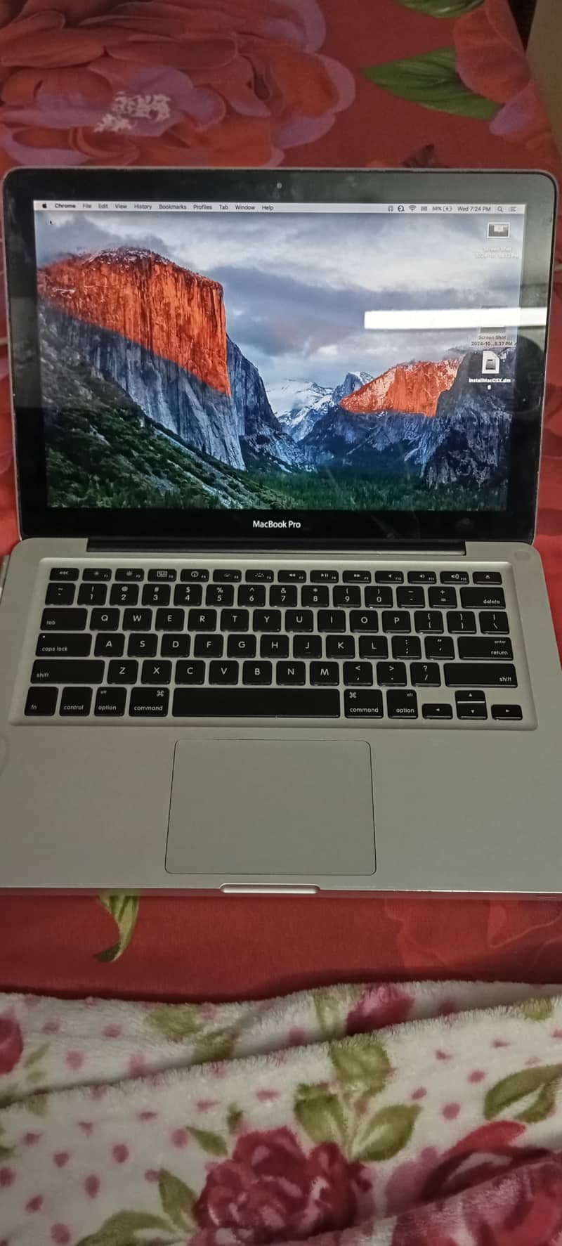 Apple MacBook Pro (13-inch, Mid 2009) 7