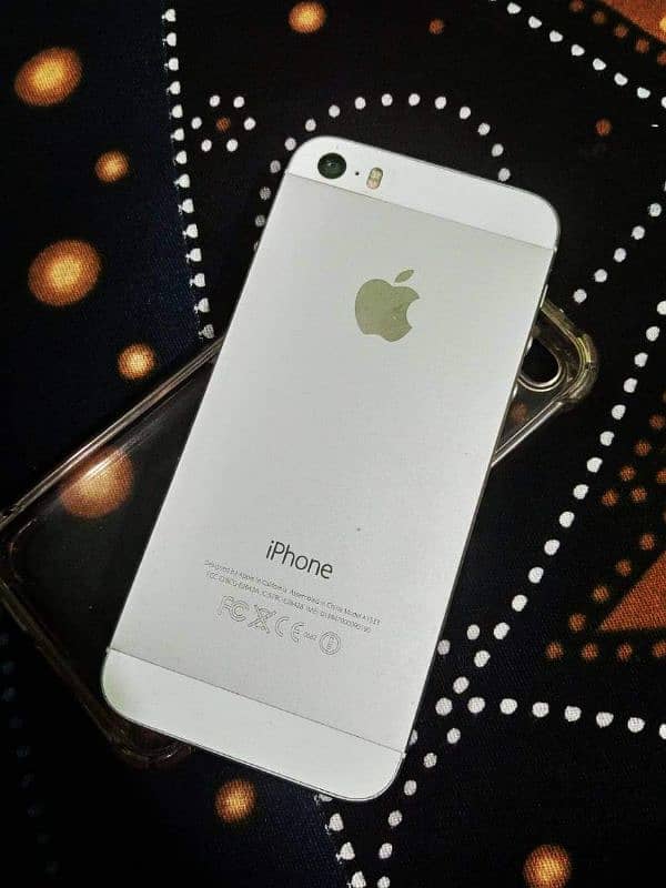 Iphone 5s Stroge 64 GB PTA approved 03427588638 My Whatsapp 0