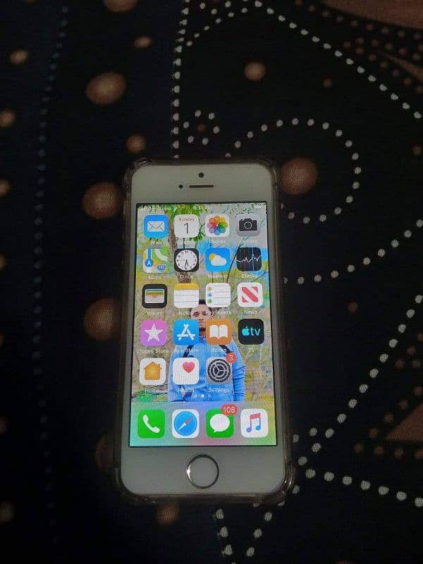 Iphone 5s Stroge 64 GB PTA approved 03427588638 My Whatsapp 1