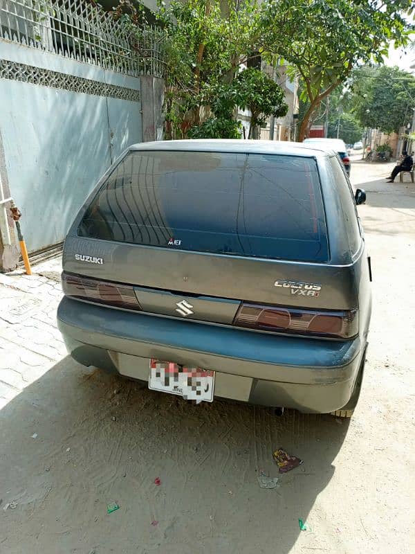 Suzuki Cultus VXRi 2010/11 1