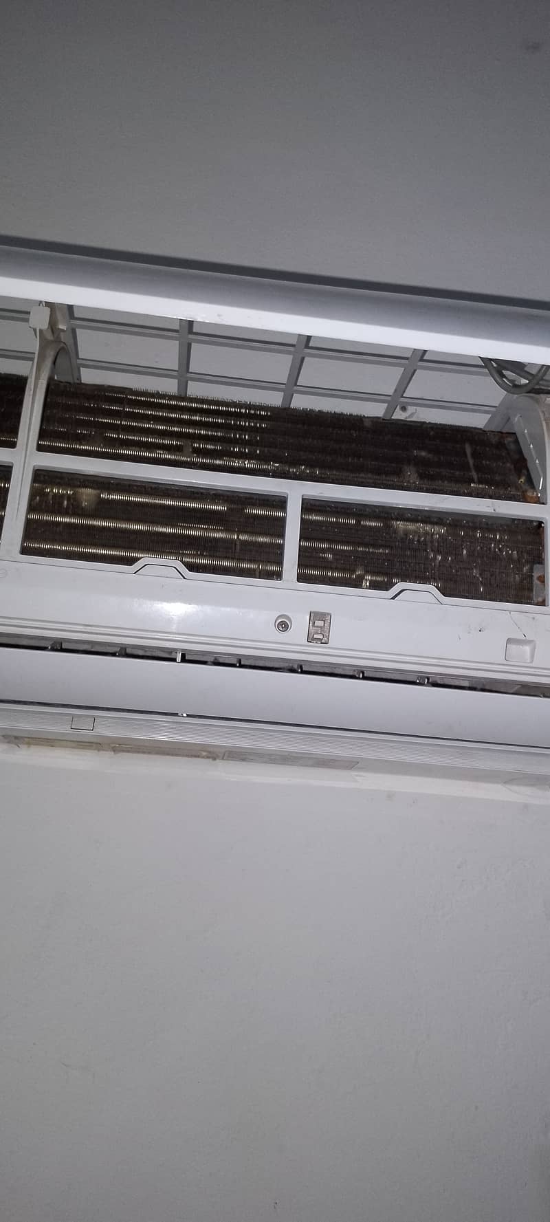 Haier 1.5 Ton Split Inverter AC for sale Very good Condition. (R-410A) 7