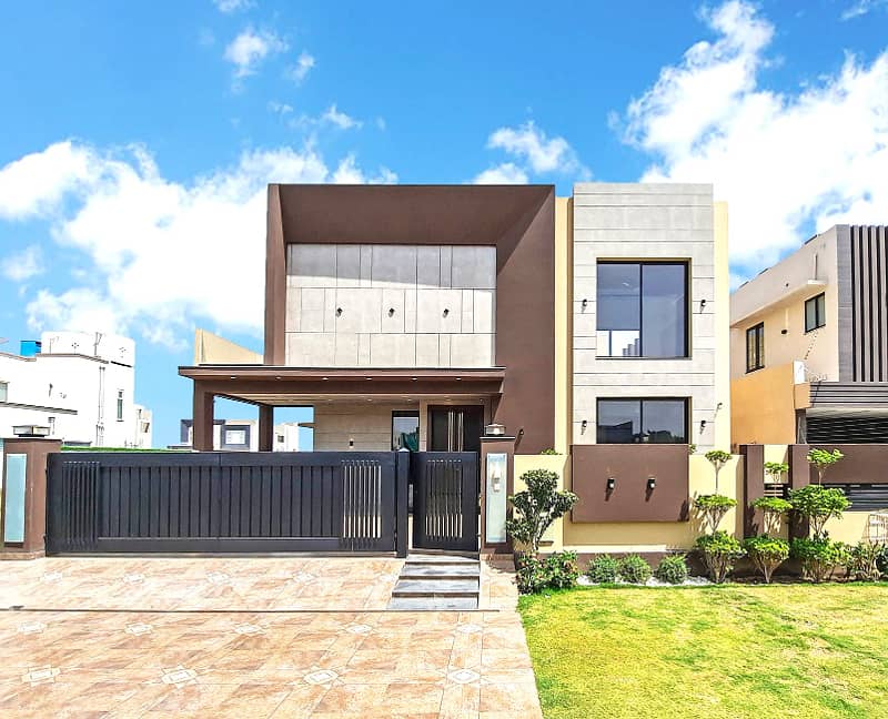 BRAND NEW ULTRA MODERN DESIGN BUNGALOW TOP LOCATION 0