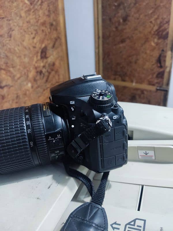 Nikon D7200 10 by 10 condition 4