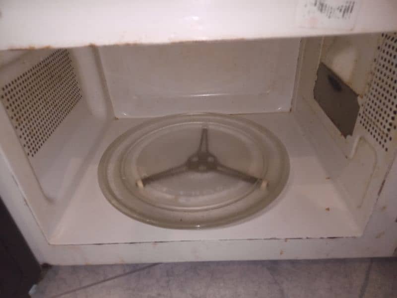 microwave oven Dawlance 2