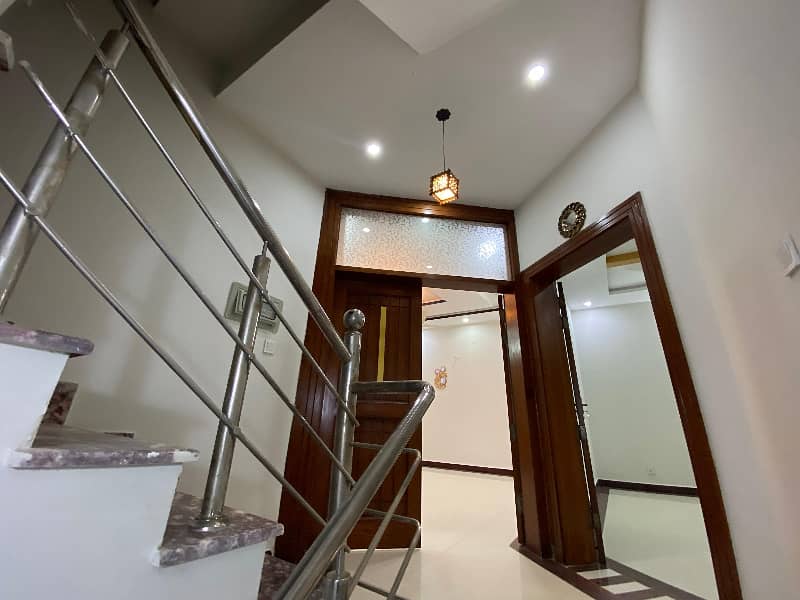 7 Marla Brand New Spacious Full House Available For Rent Bahria town phase 8 Rawalpindi Original Picture 8