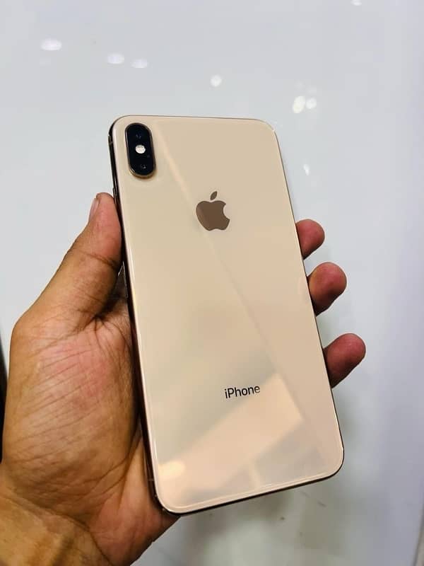 Iphone XS MAX (Golden) 1