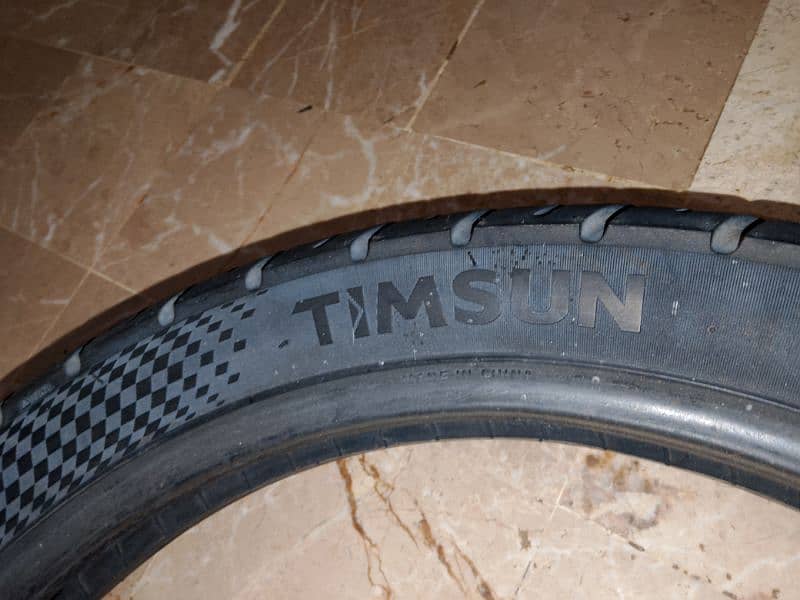 GS 150 TUBELESS TIRE 5