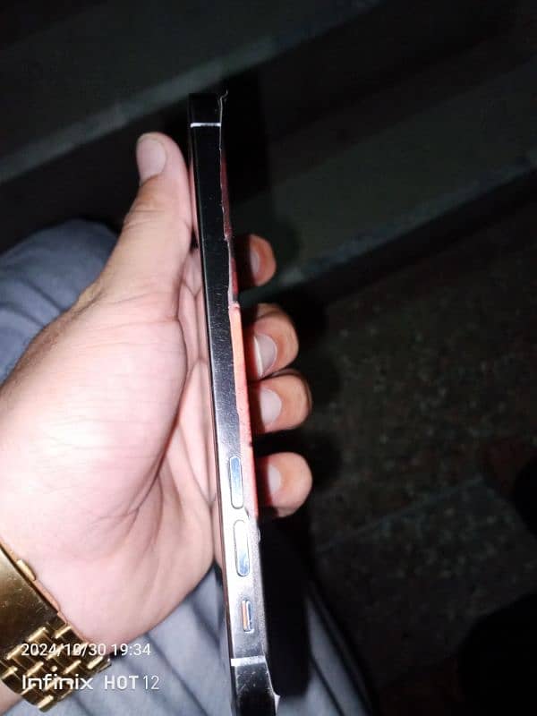 iPhone XR jv iphone 15 pro converted 2