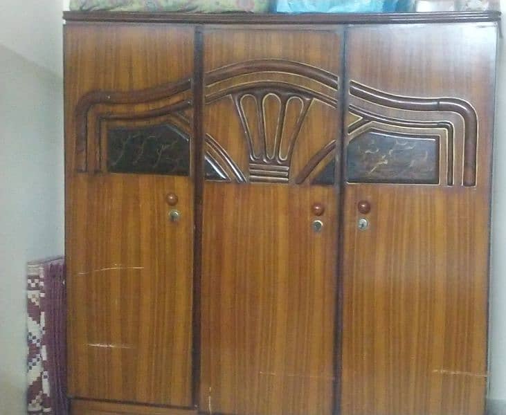 Wood bedroom furniture 2