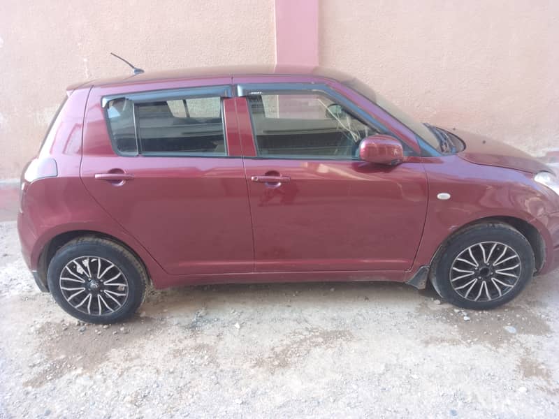 Suzuki Swift 2012 7