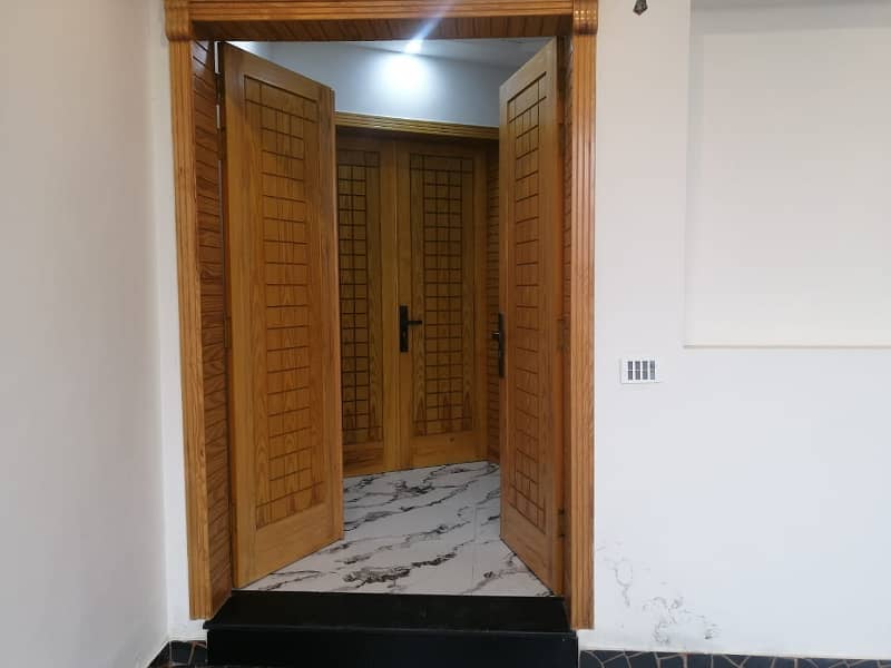 8 Marla House For Sale In Phase 1  Dream Gardens  Lahore 14