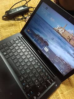 Dell latitude 10/10 mint condition core i5 8th generation