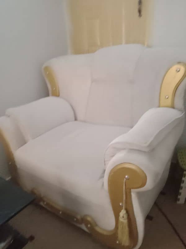 7 Seater Sofa set and Table 2