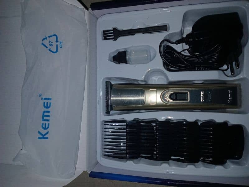 KEmEi Hair trimmer(KM-5017) 4