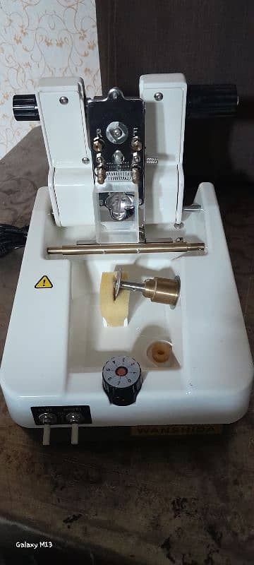 lens grooving  machine 1