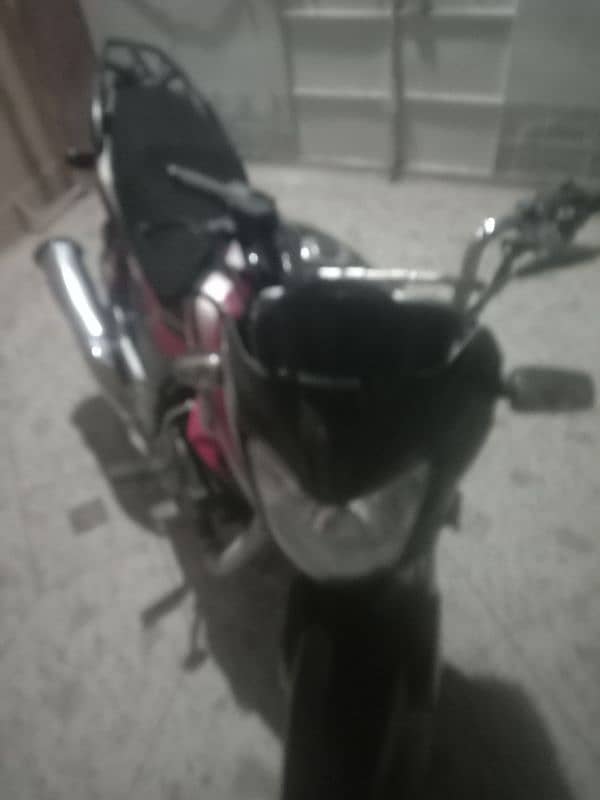 Honda CB 150 F in good running condition all files complete 5