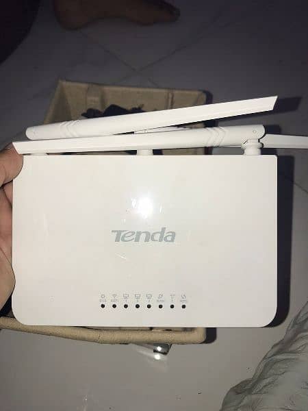 Tenda F3 N300 Wireless 2