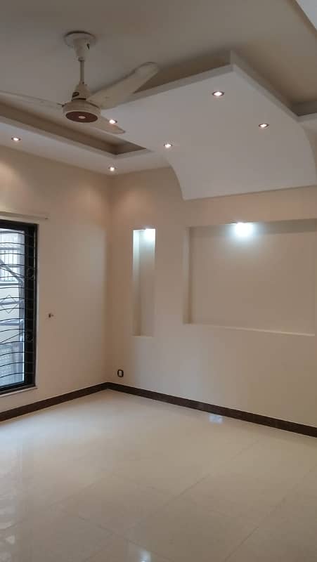 Cantt Properties Offer 10 Marla House Availabel For Rent In DHA Phase 5 39