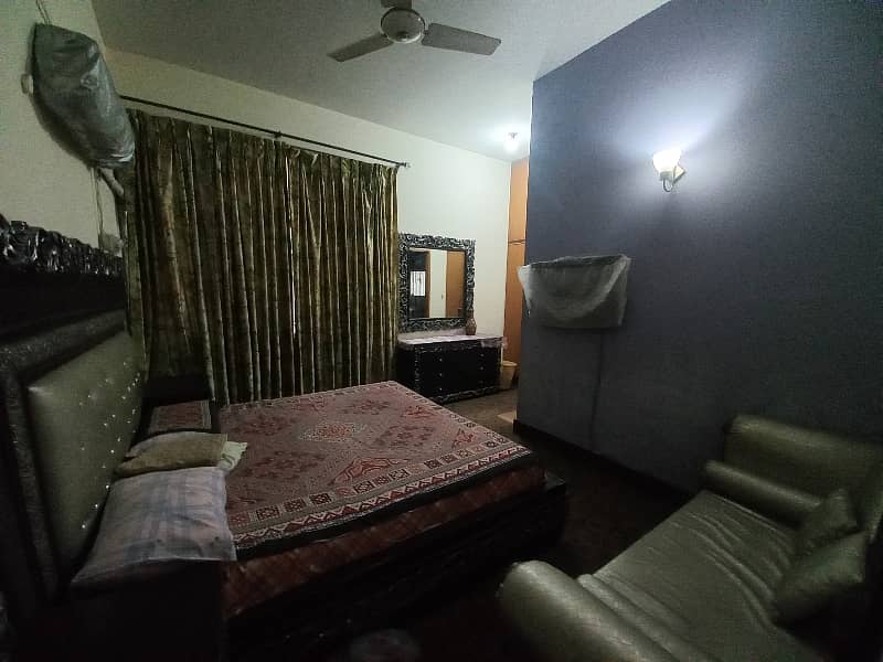 10 Marla Corner House Good Location Raza Block Allama Iqbal Town Lahore (Video Available) 6