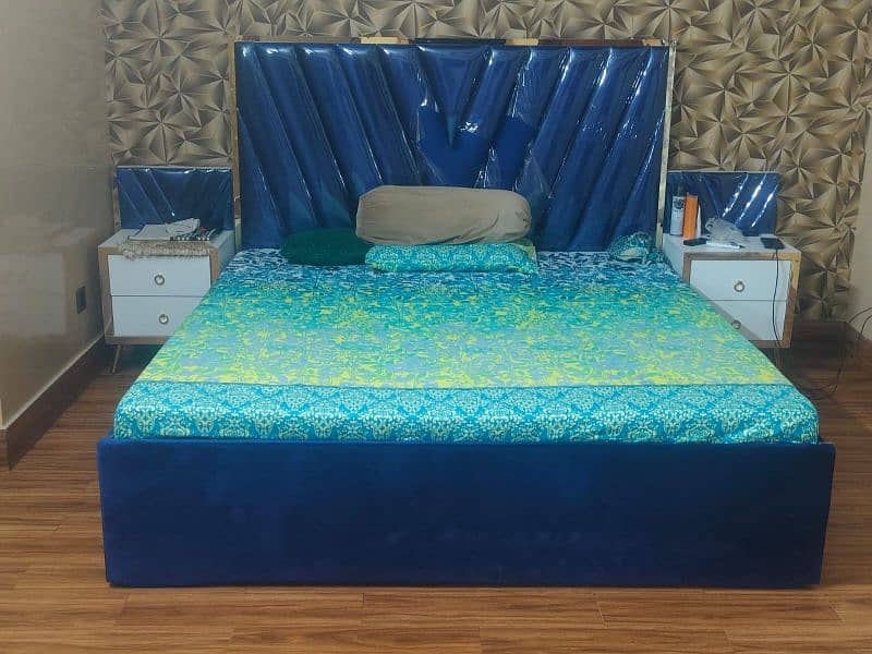 Turkish style King size bed with 2 high back side tables 1