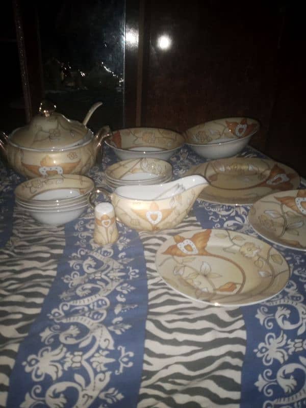 dinner set chiny  72 pc 0