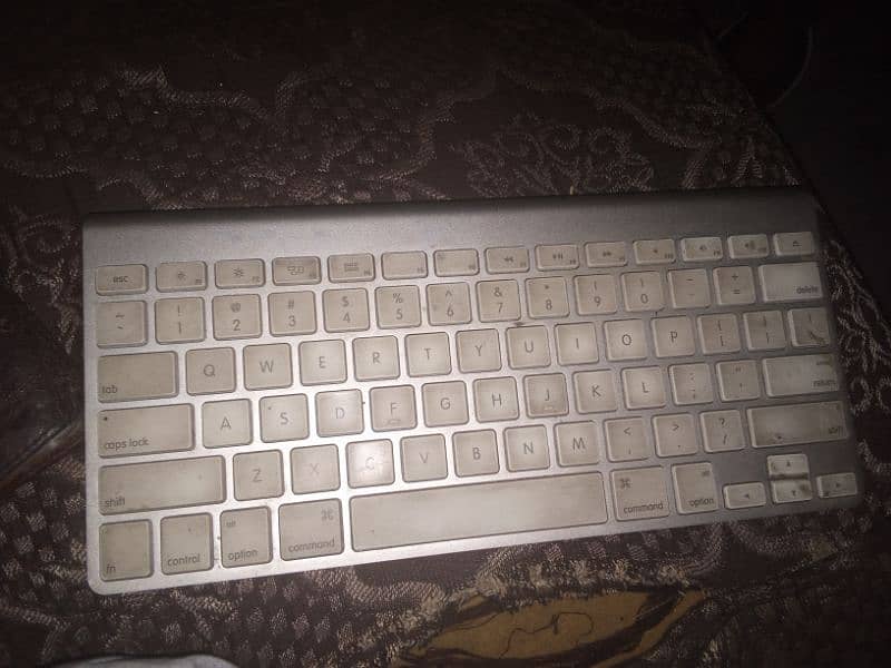 Apple Magic keyboard 0