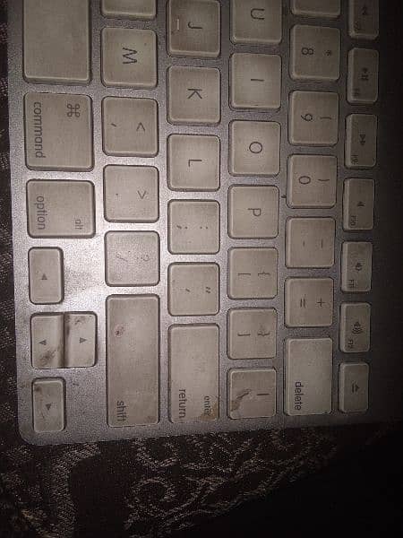 Apple Magic keyboard 1