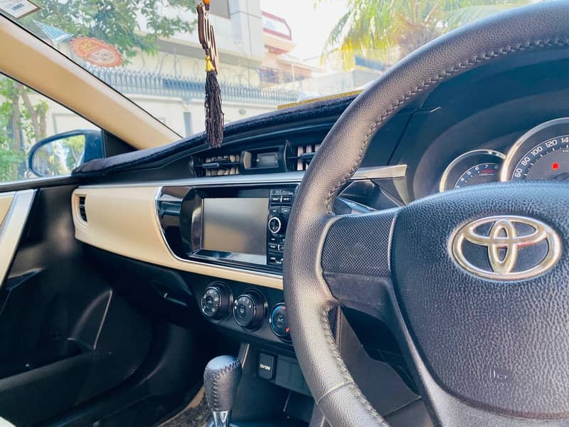 Toyota Corolla Altis 2015 7