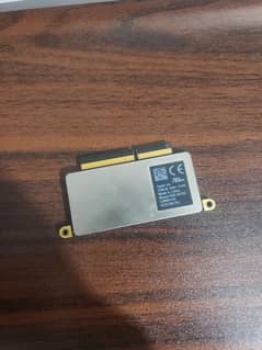 MacBook pro 2016  256GB SSD