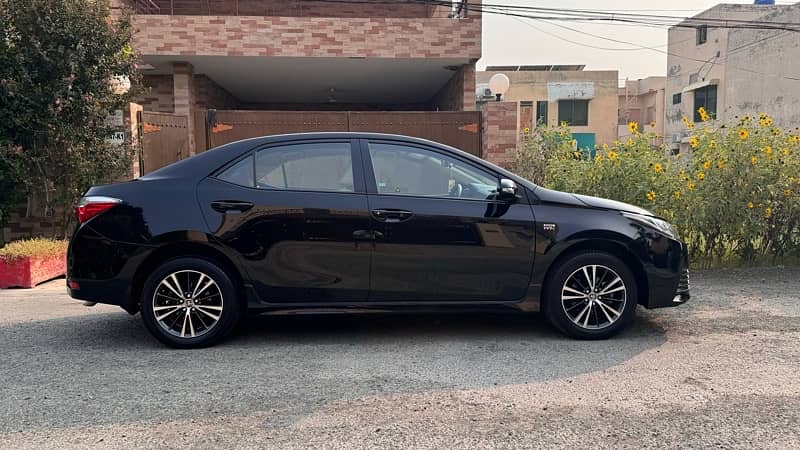 Toyota Corolla Altis 2019 9