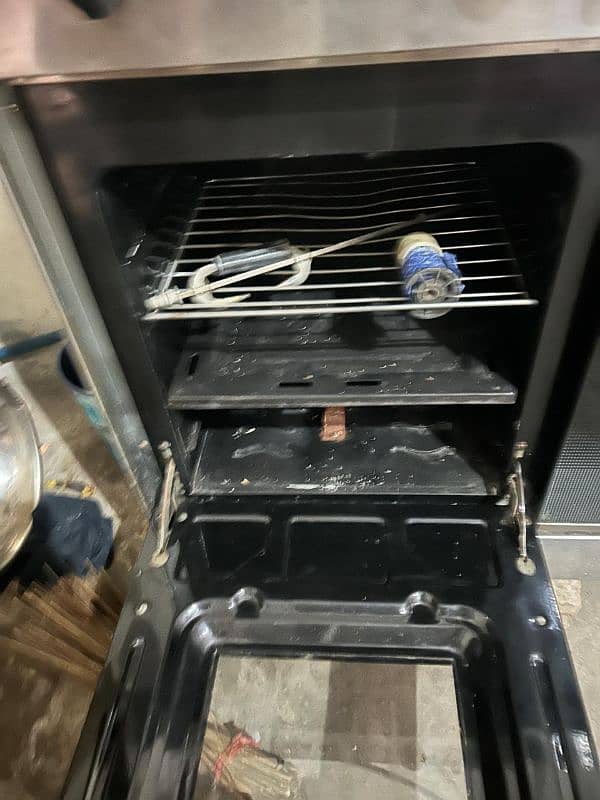 cooking range very good condition home use hai no iasu 100% ok hai 3