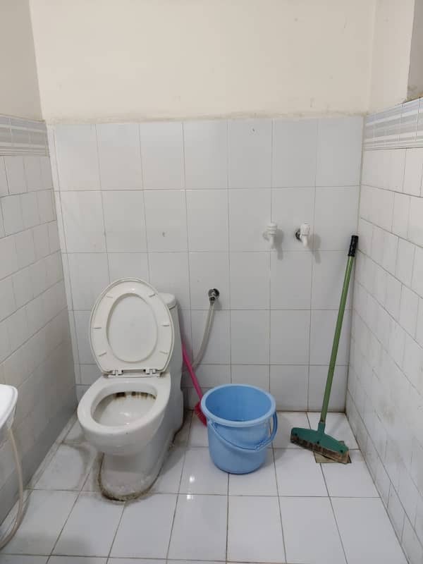 10 Marla Upper Portion For Rent In Allama Iqbal town 0