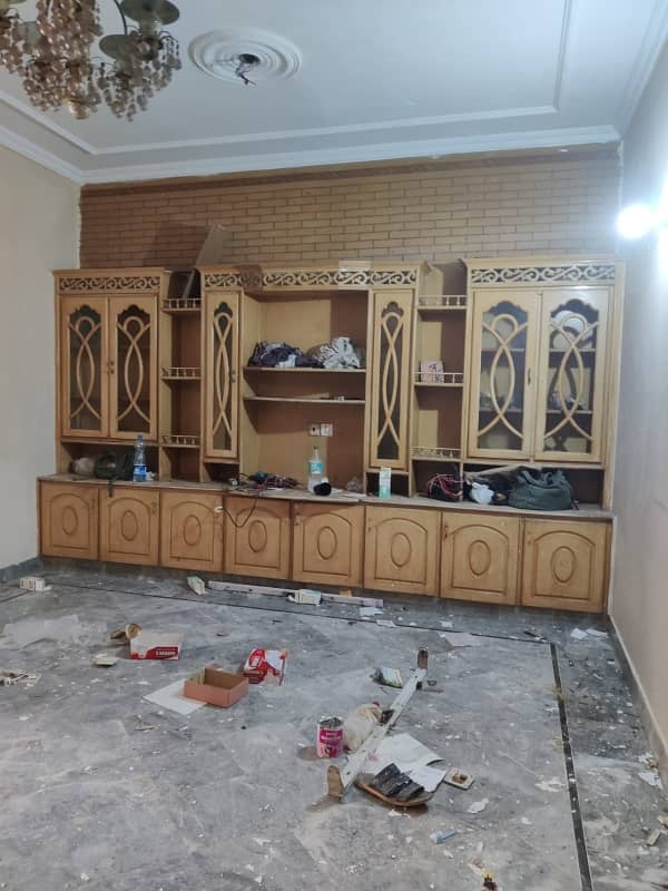 10 Marla Upper Portion For Rent In Allama Iqbal town 1