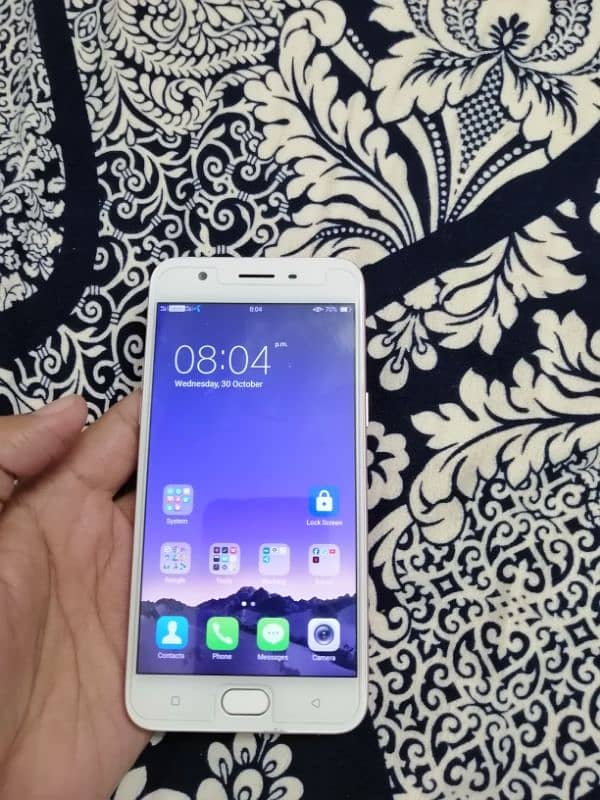 OPPO A57 0