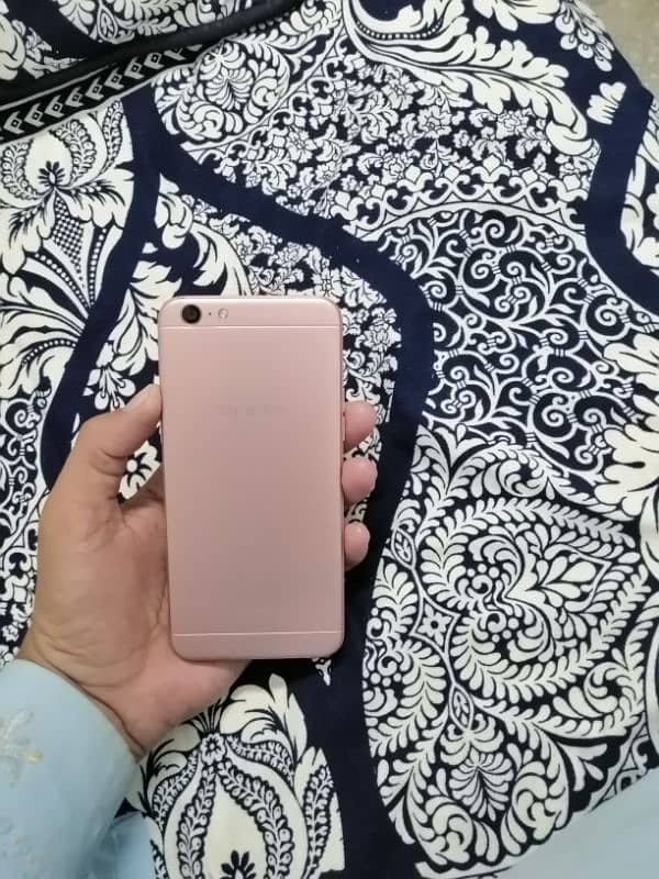 OPPO A57 5