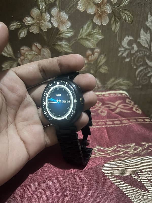 motorola whatch moto 360 1