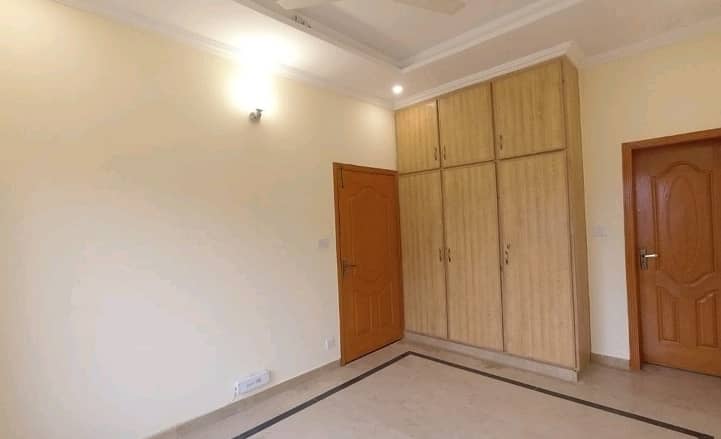 A Stunning Lower Portion Is Up For Grabs In I-10/4 Islamabad 4