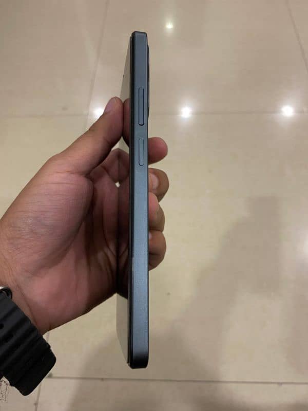 realme C61 just new phone hardly 1 month use 1