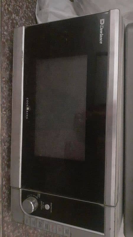 microwave oven 0