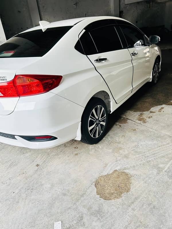 Honda City Aspire 2022 4