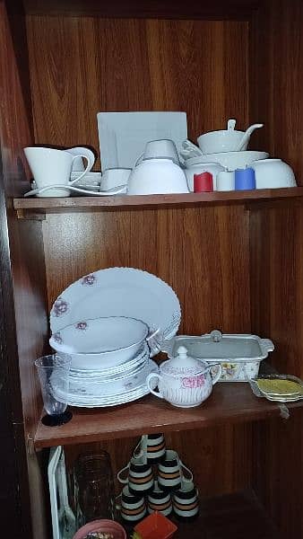 Crockery Diveder For Sale Urgent 2