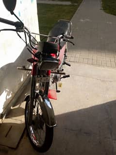 Hero 70 Bike good condition aval urgent 03078539955