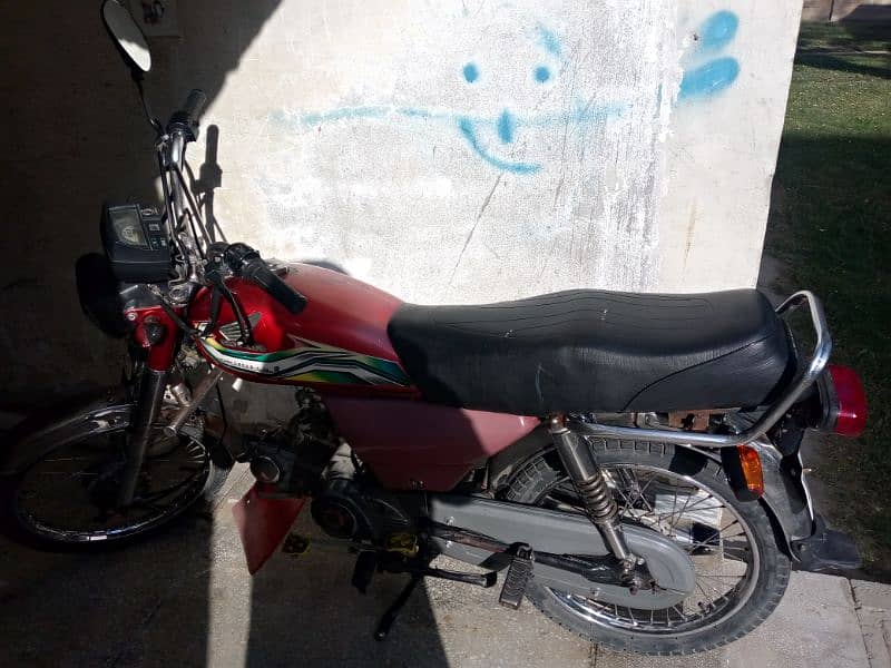 Hero 70 Bike good condition aval urgent 03078539955 1