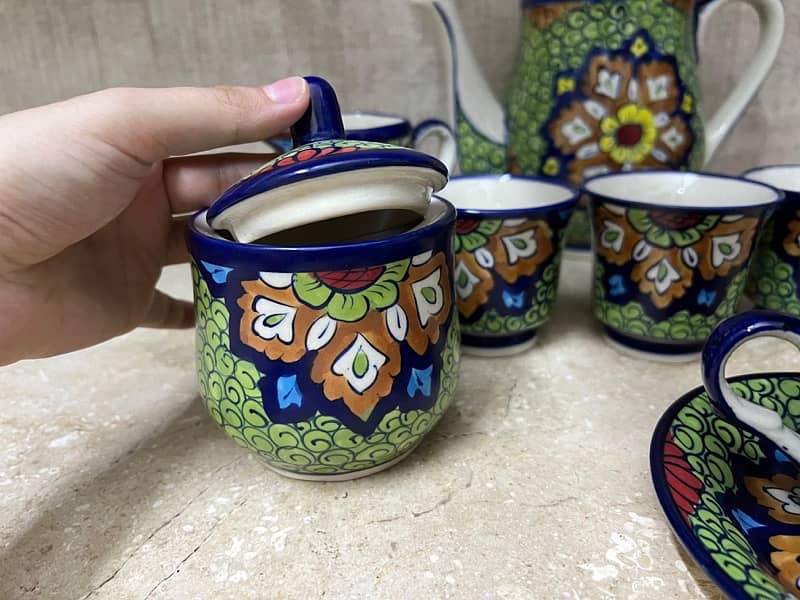 Best quality perfect condition tea set 0