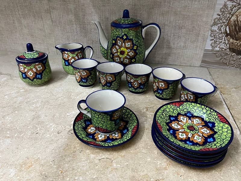 Best quality perfect condition tea set 1