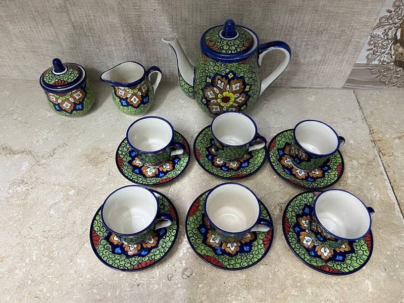 Best quality perfect condition tea set 3