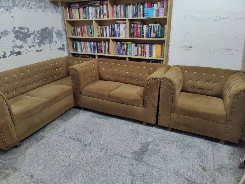 6 seater sofa with velvet poshish 0