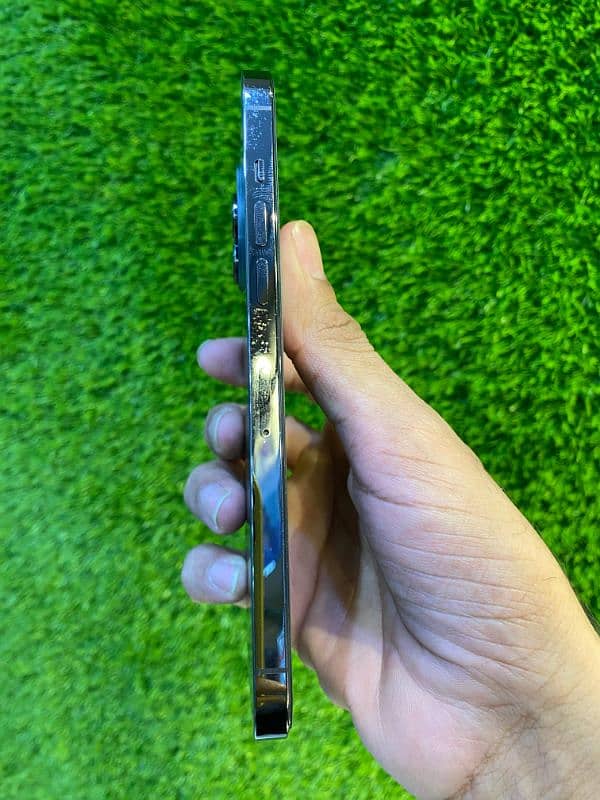 iPhone 12 Pro max | Non PTA 3