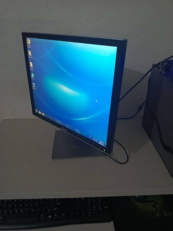 Desktop computer for Sale 11